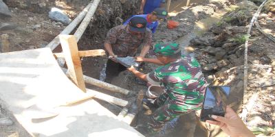 Pembangunan Senderan sungai Dusun Pomahan RT 06 RW 06